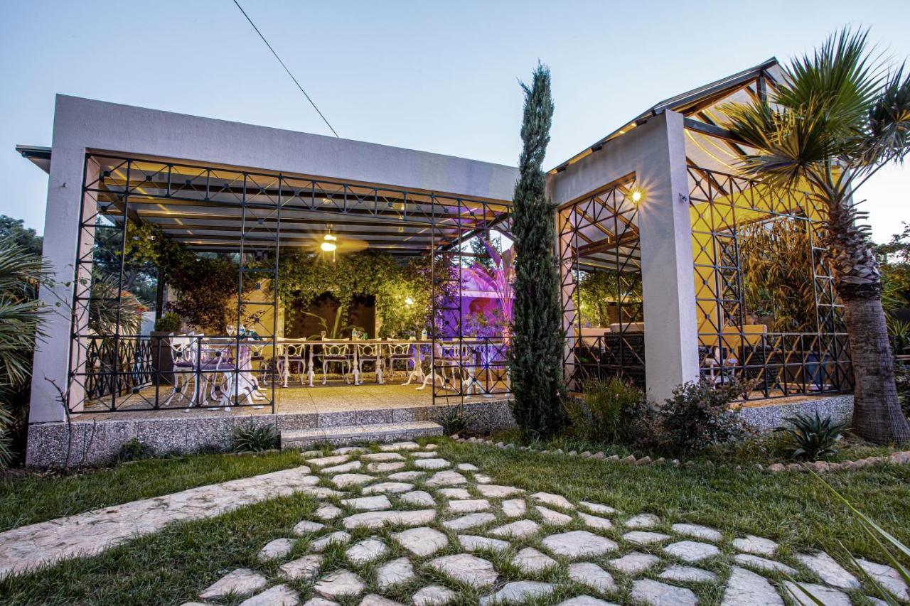 Hotel 212 Olympos Exterior photo