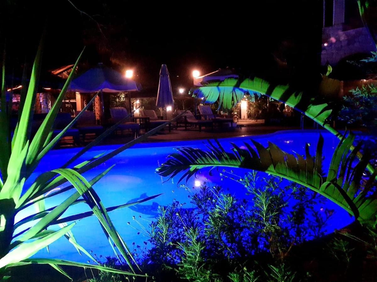 Hotel 212 Olympos Exterior photo